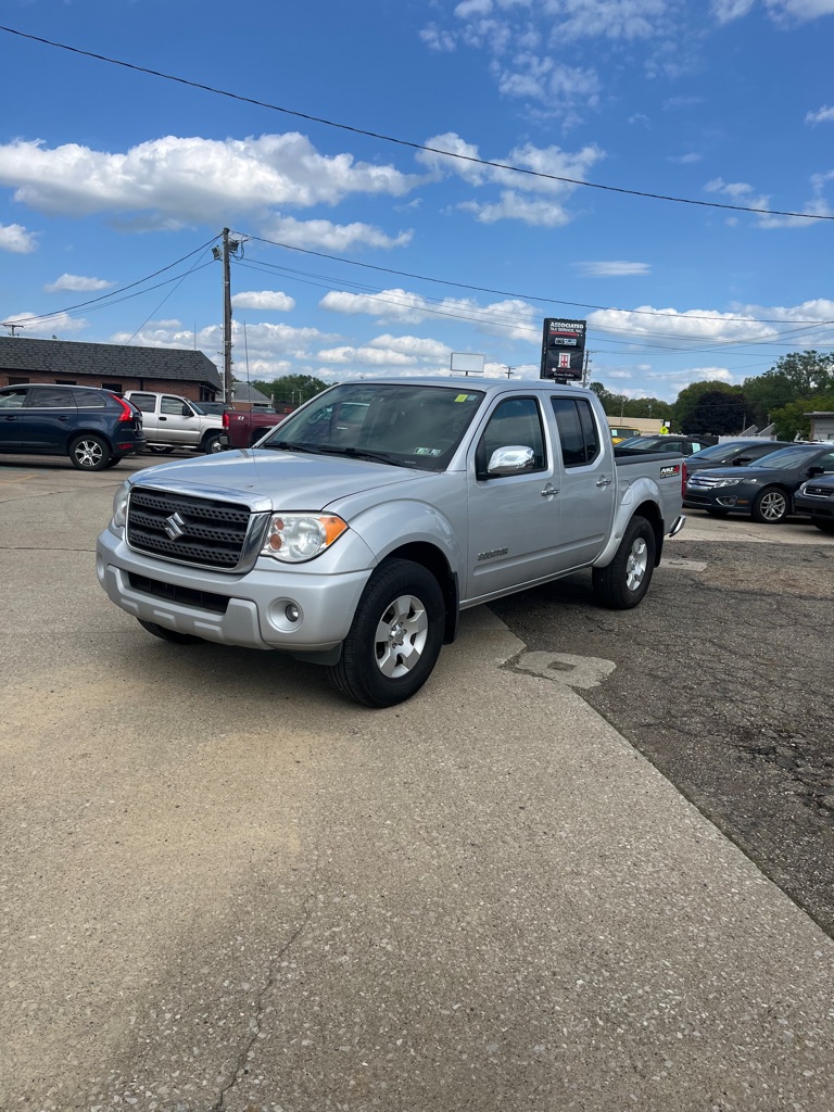 2012 Suzuki Equator Crew Cab RMZ-4 5' Bed 4x4's photo