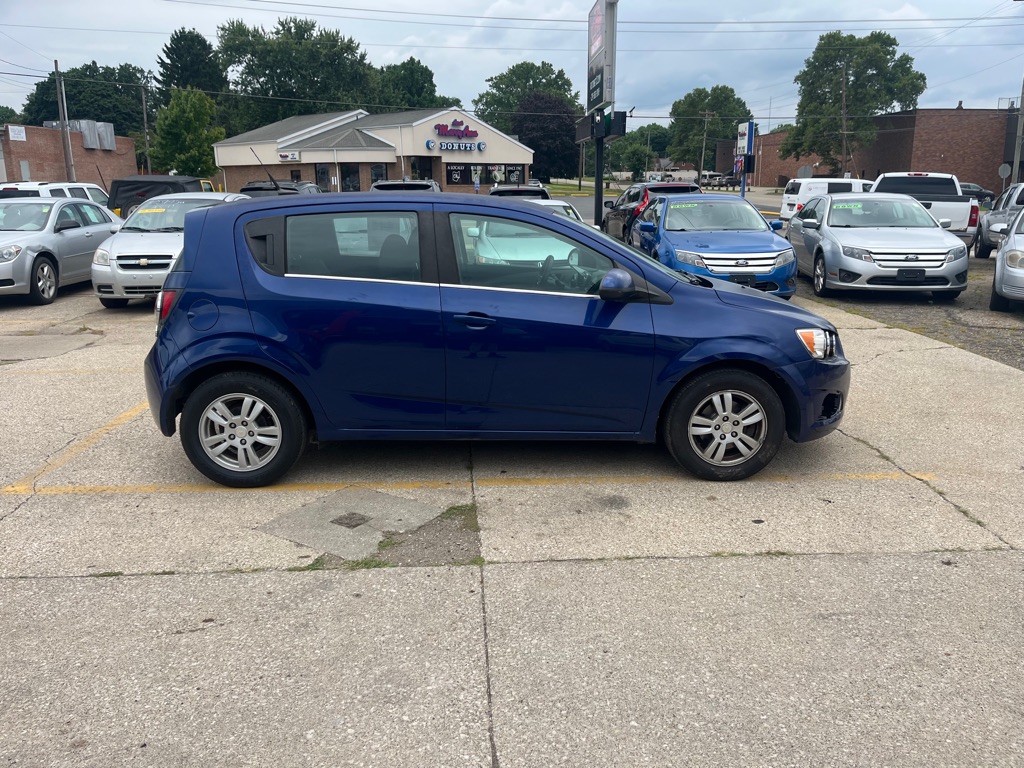 2014 Chevrolet Sonic #3