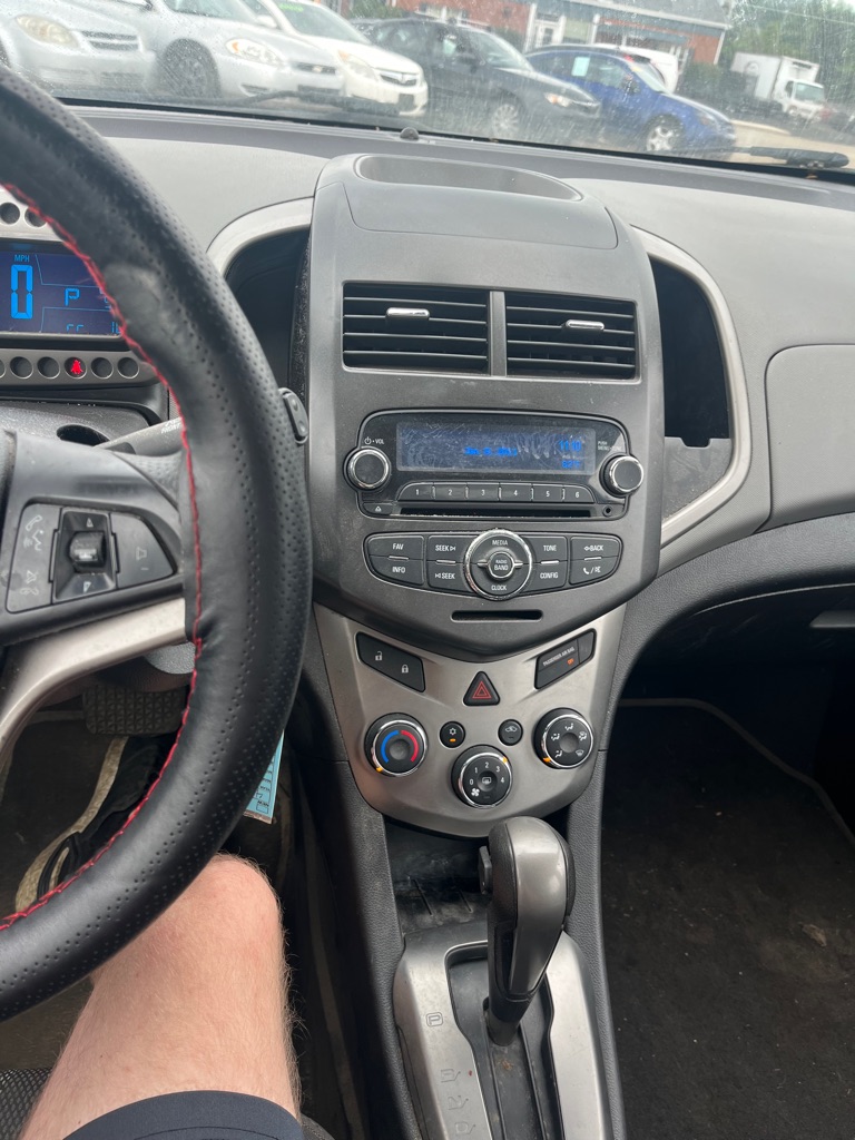 2014 Chevrolet Sonic #17