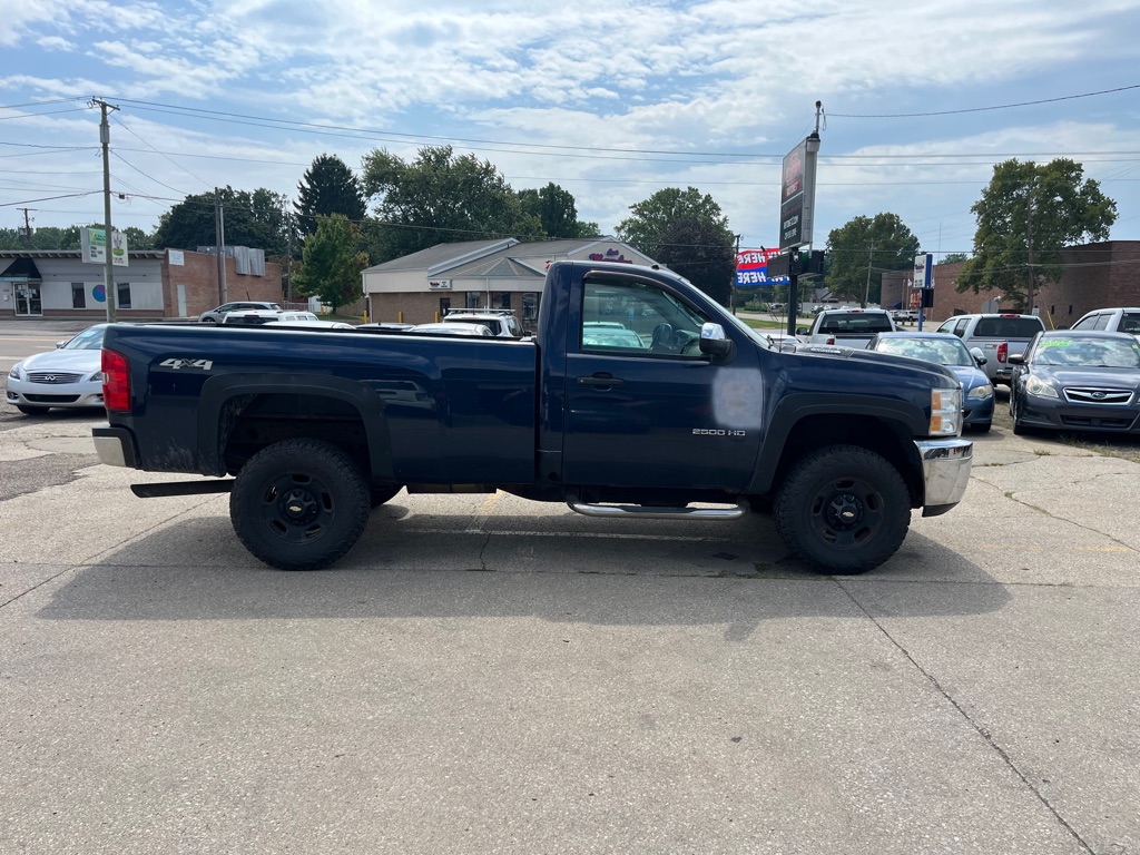 2012 Chevrolet Silverado 2500 #3