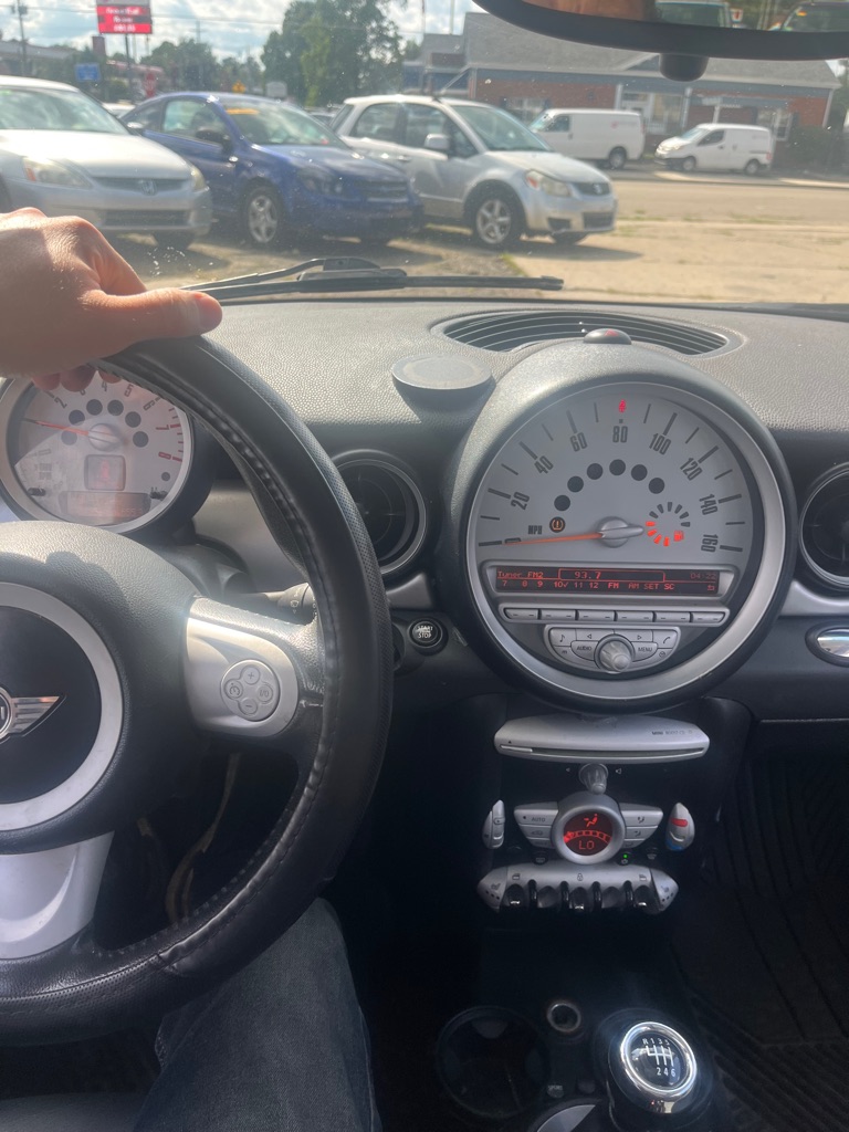 2010 Mini Cooper #16