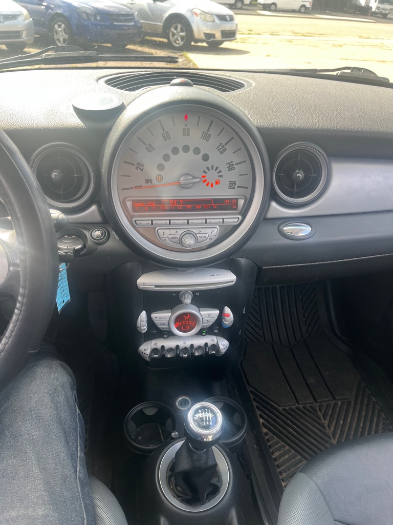 2010 Mini Cooper #18