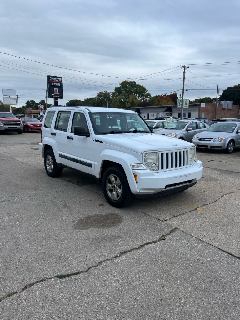 2011 Jeep Liberty #2