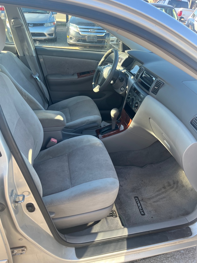 2007 Toyota Corolla #9