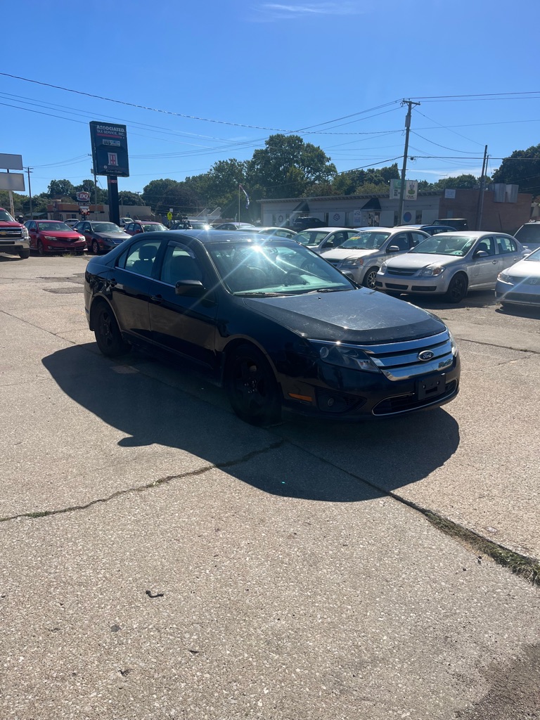 2011 Ford Fusion #2