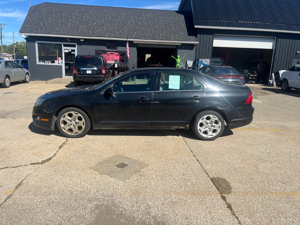 2011 Ford Fusion #7