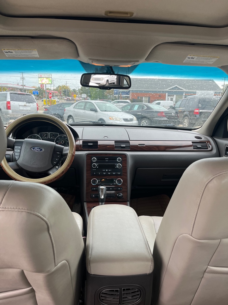 2009 Ford Taurus #12
