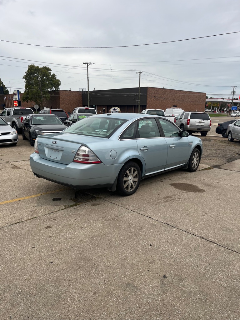 2009 Ford Taurus #4
