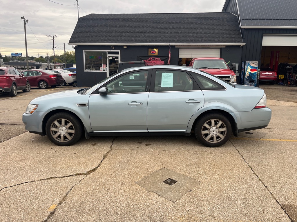 2009 Ford Taurus #7