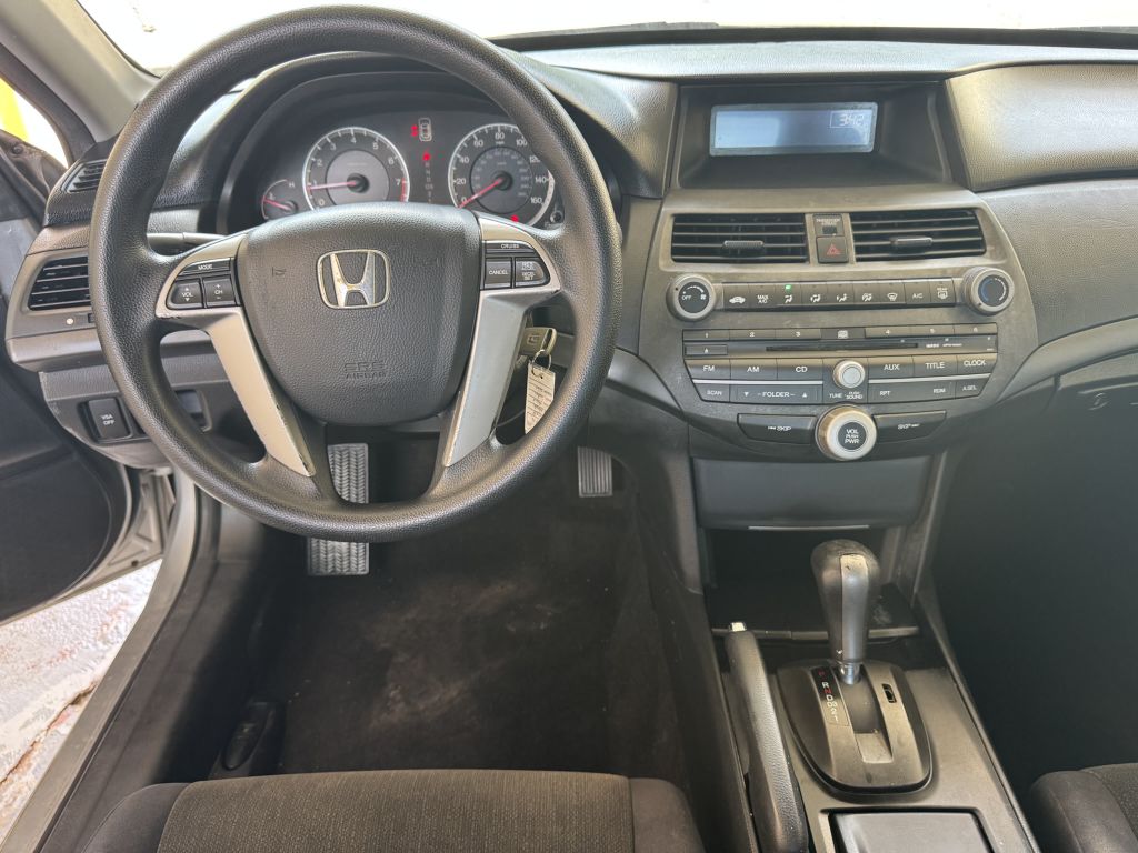 Photo 10 of this HONDA ACCORD