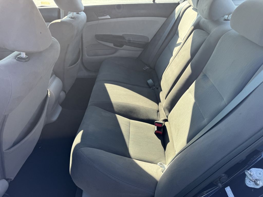 Photo 7 of this HONDA ACCORD