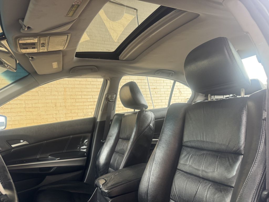 Photo 12 of this HONDA ACCORD