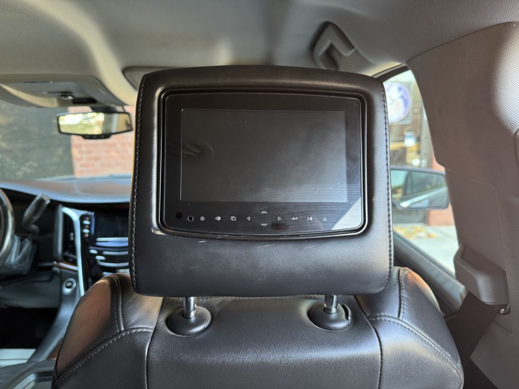 Photo 15 of this CADILLAC ESCALADE