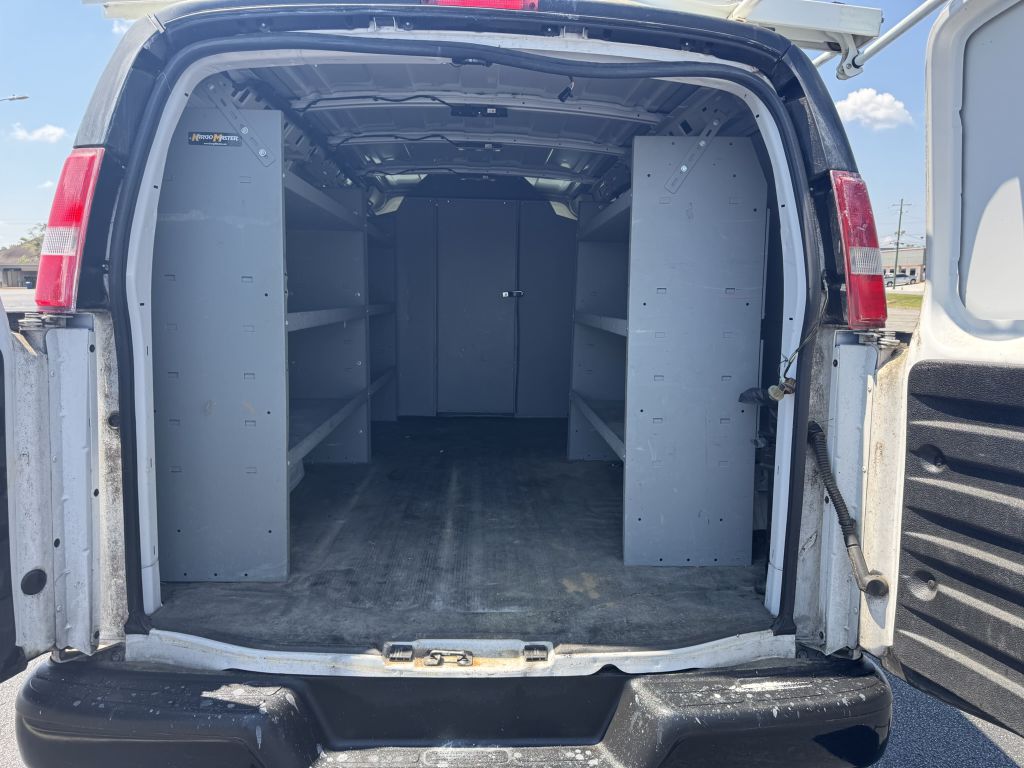 Photo 5 of this CHEVROLET EXPRESS G2500