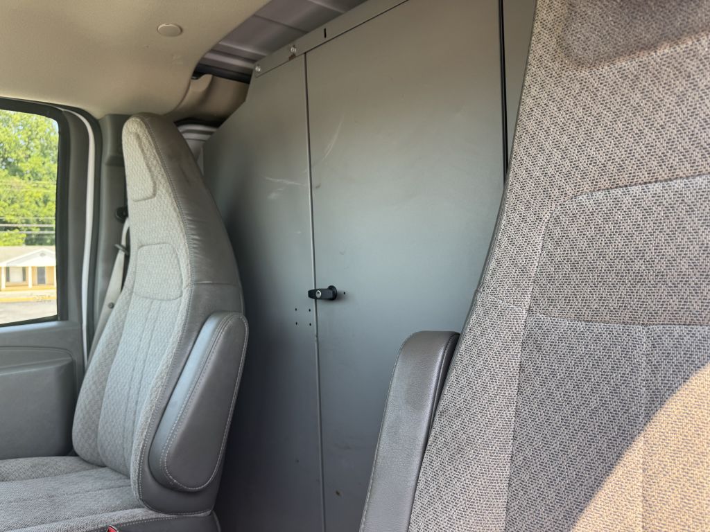 Photo 8 of this CHEVROLET EXPRESS G2500