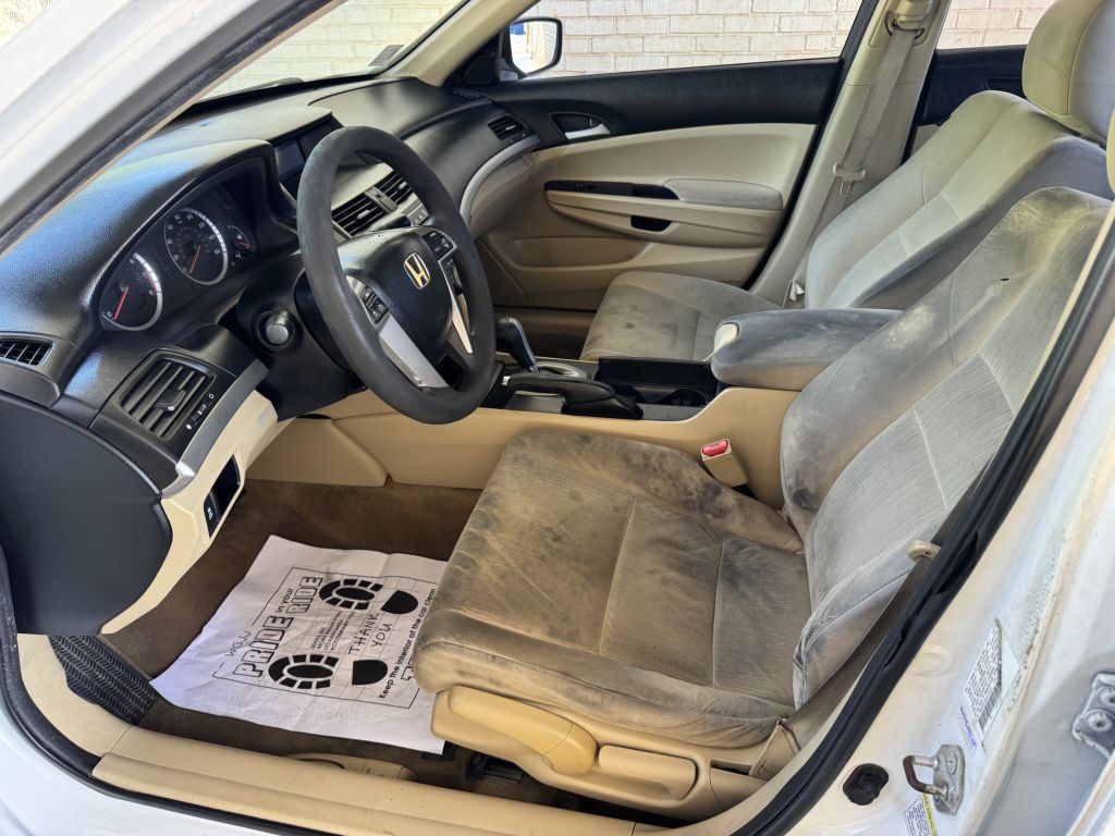 Photo 7 of this HONDA ACCORD