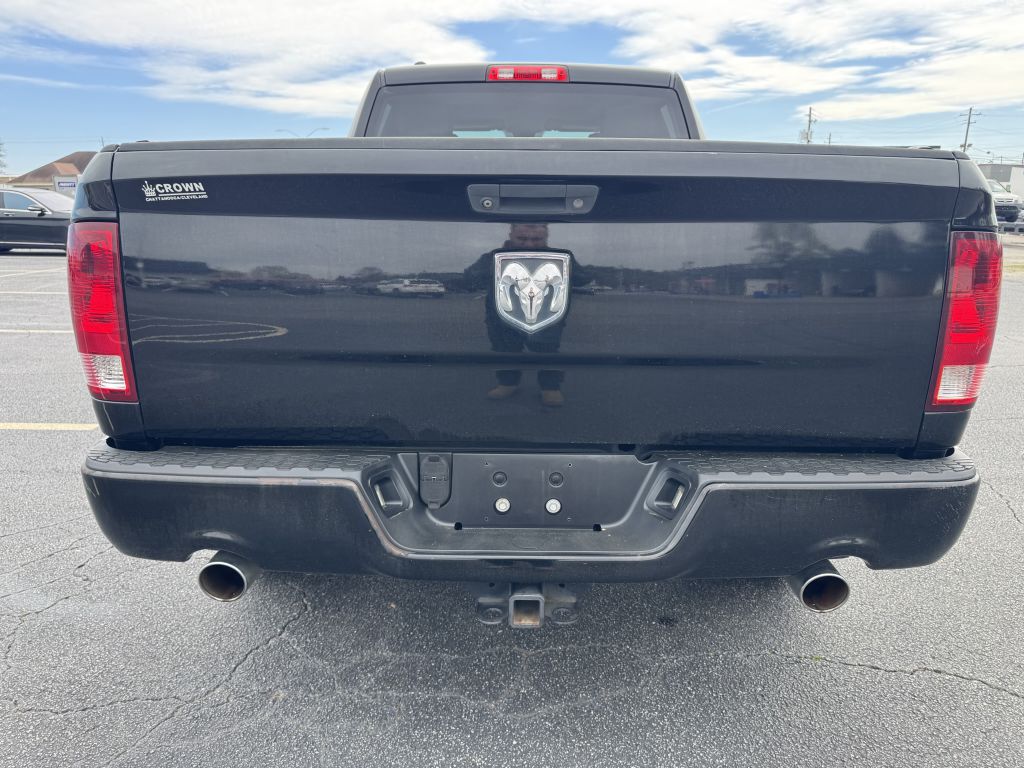 Photo 3 of this RAM 1500