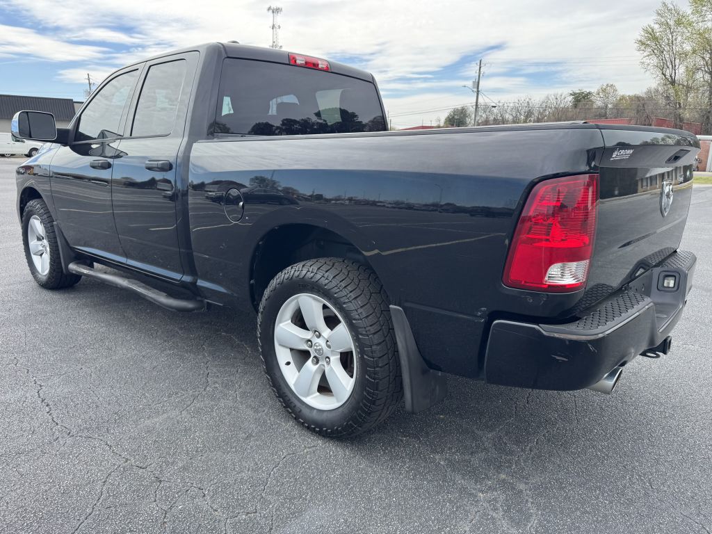 Photo 2 of this RAM 1500
