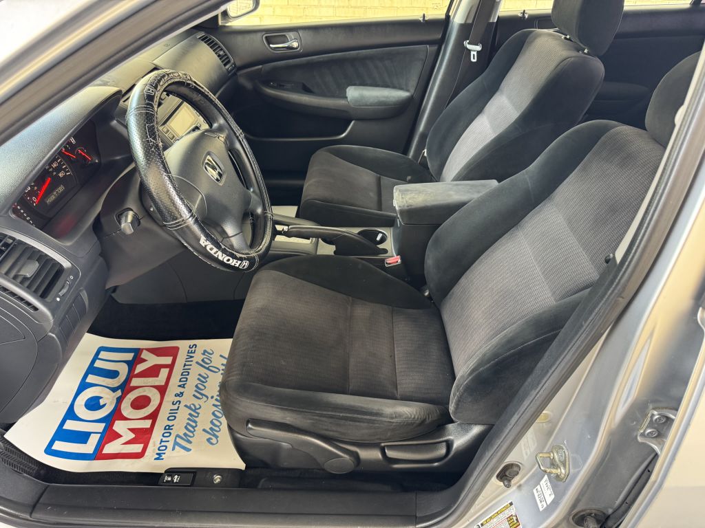 Photo 10 of this HONDA ACCORD