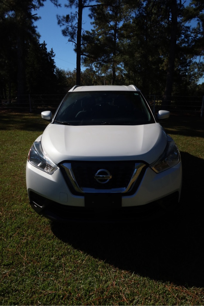 2020 Nissan Kicks SV's photo