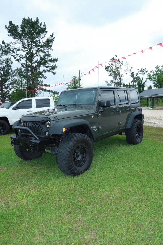 2016 Jeep Wrangler Sport S's photo