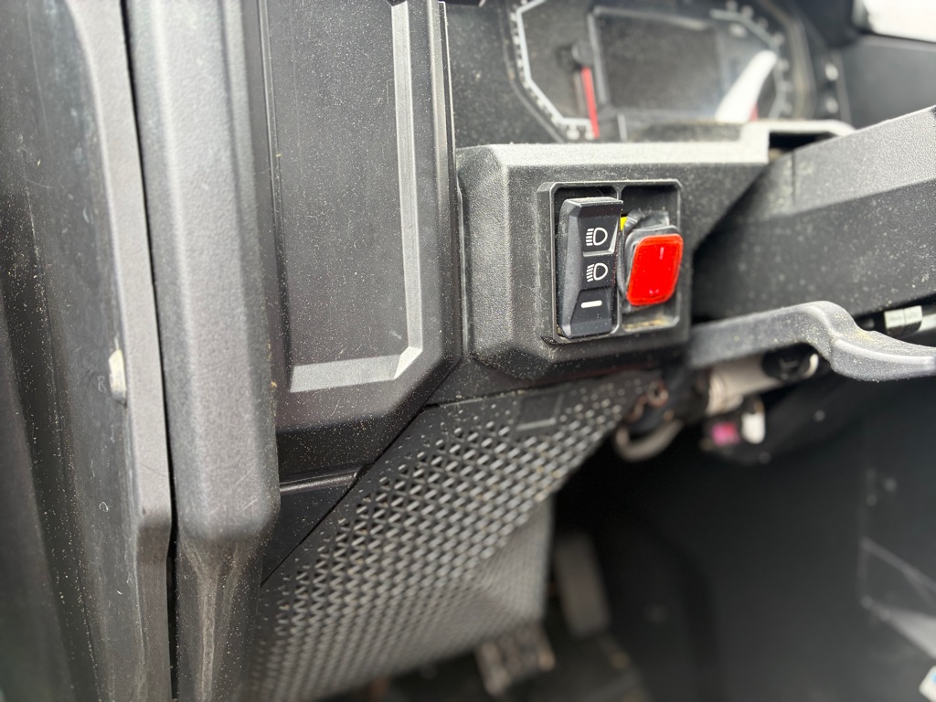 Photo 13 of this POLARIS XPEDITION ADV