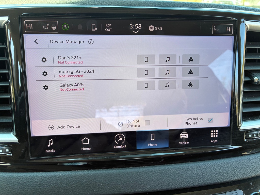 Photo 13 of this CHRYSLER PACIFICA