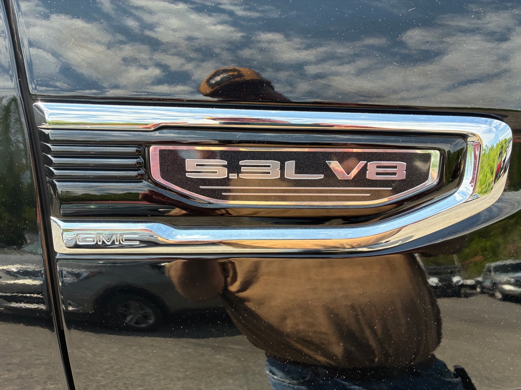 Photo 25 of this GMC SIERRA