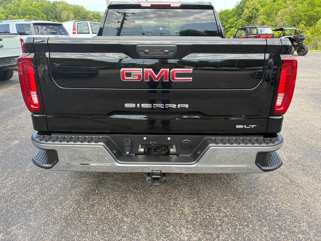 Photo 4 of this GMC SIERRA
