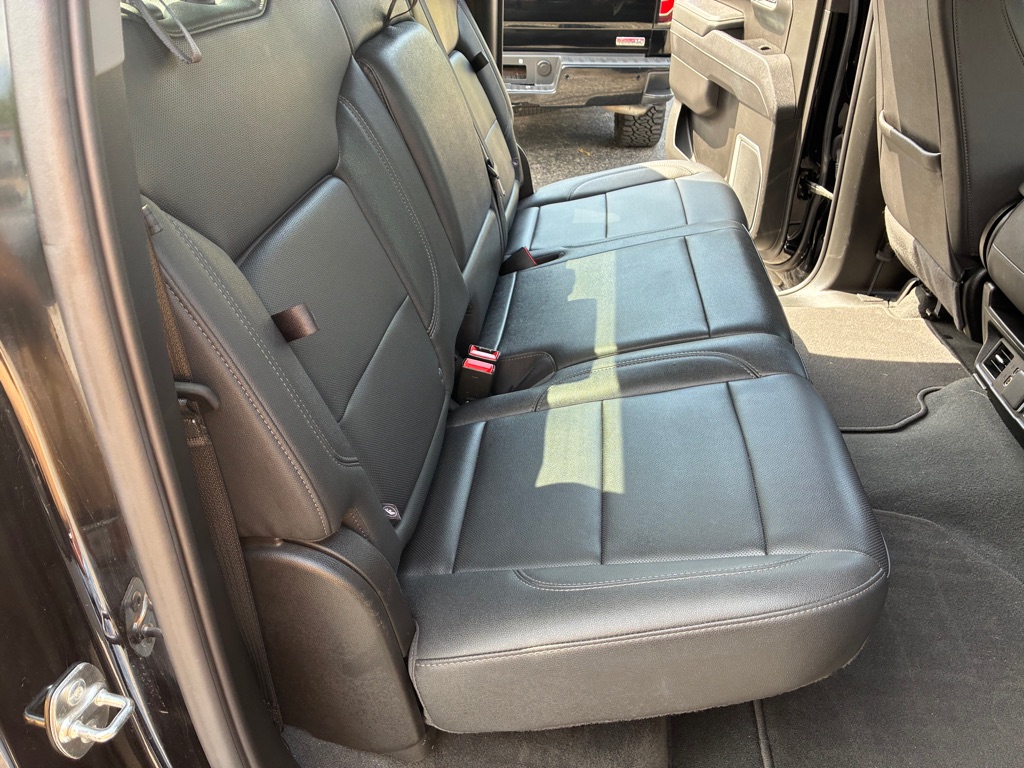 Photo 20 of this GMC SIERRA