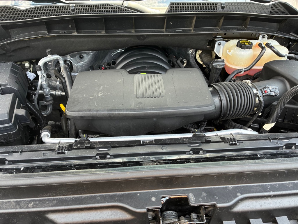 Photo 37 of this GMC SIERRA