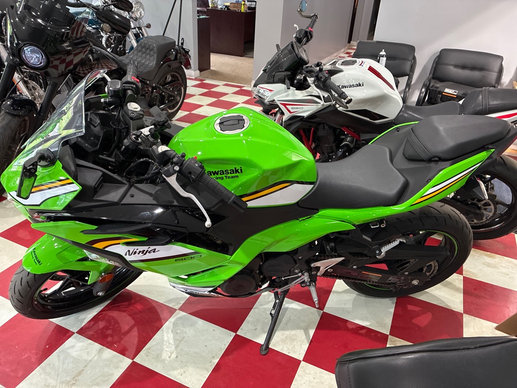 Photo 3 of this KAWASAKI EX500HFAL NINJA