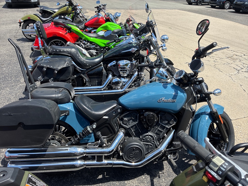 Photo 5 of this INDIAN SCOUT SIXTY ABS