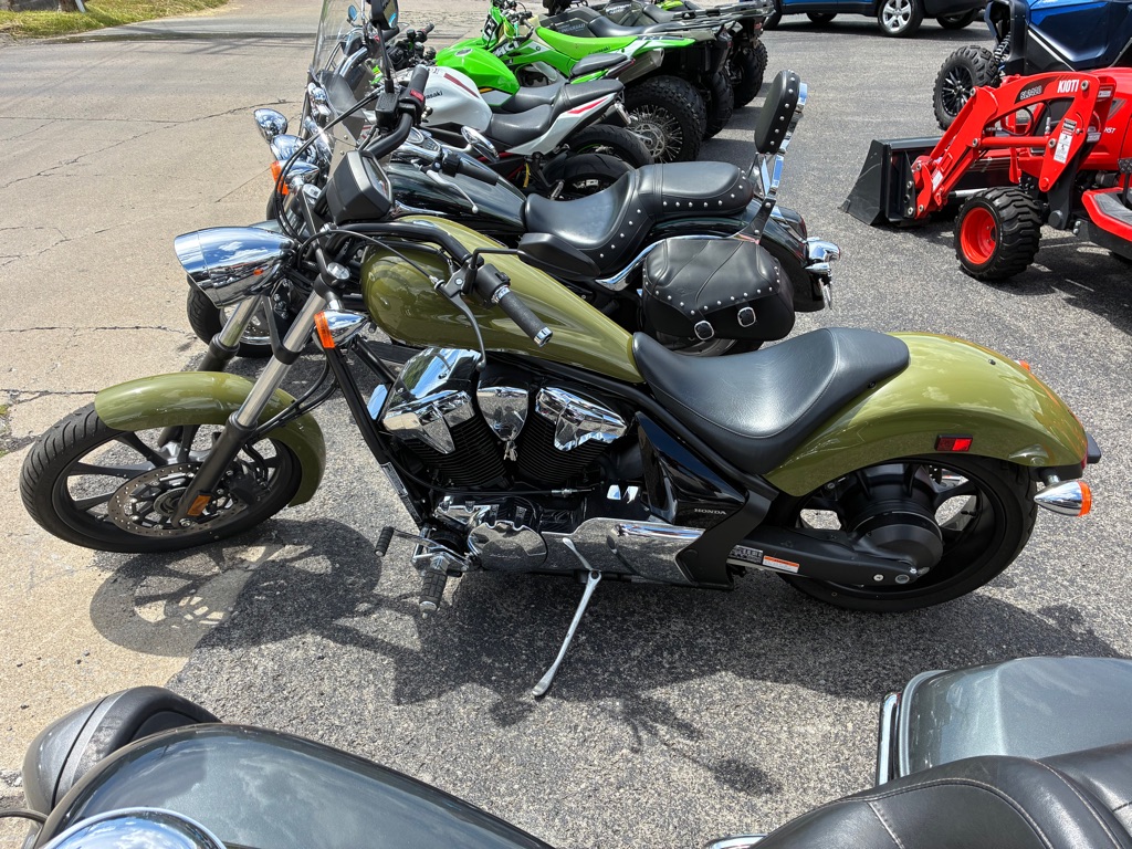 Photo 3 of this HONDA FURY
