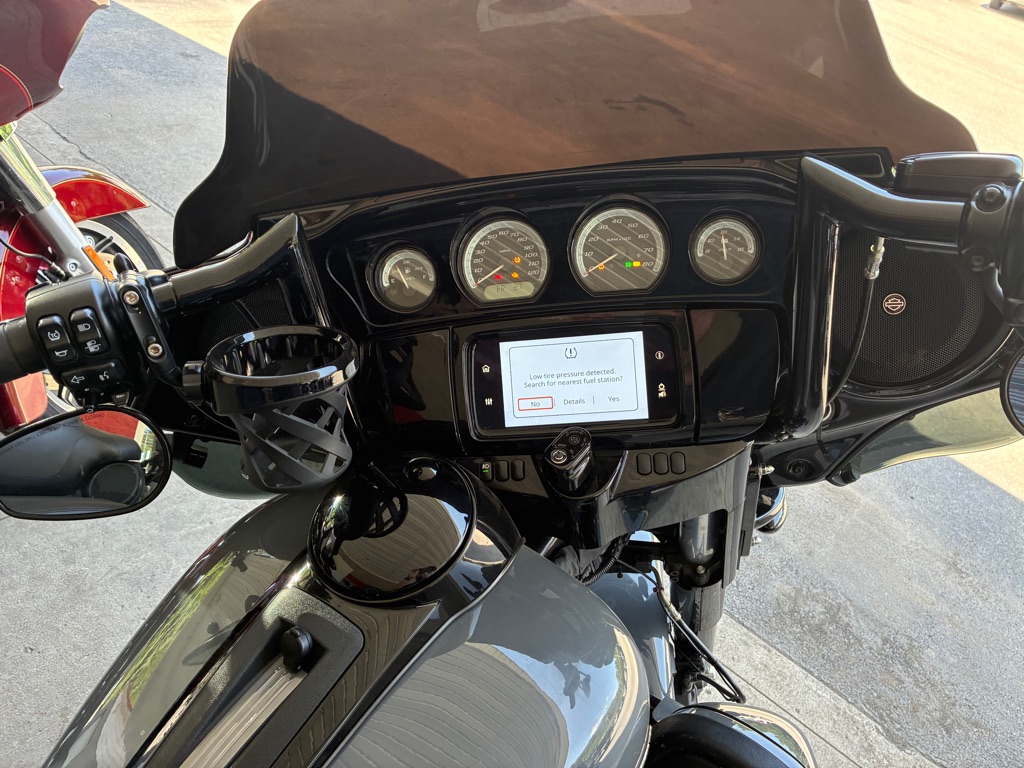 Photo 8 of this HARLEY DAVIDSON ULTRA LIMITED