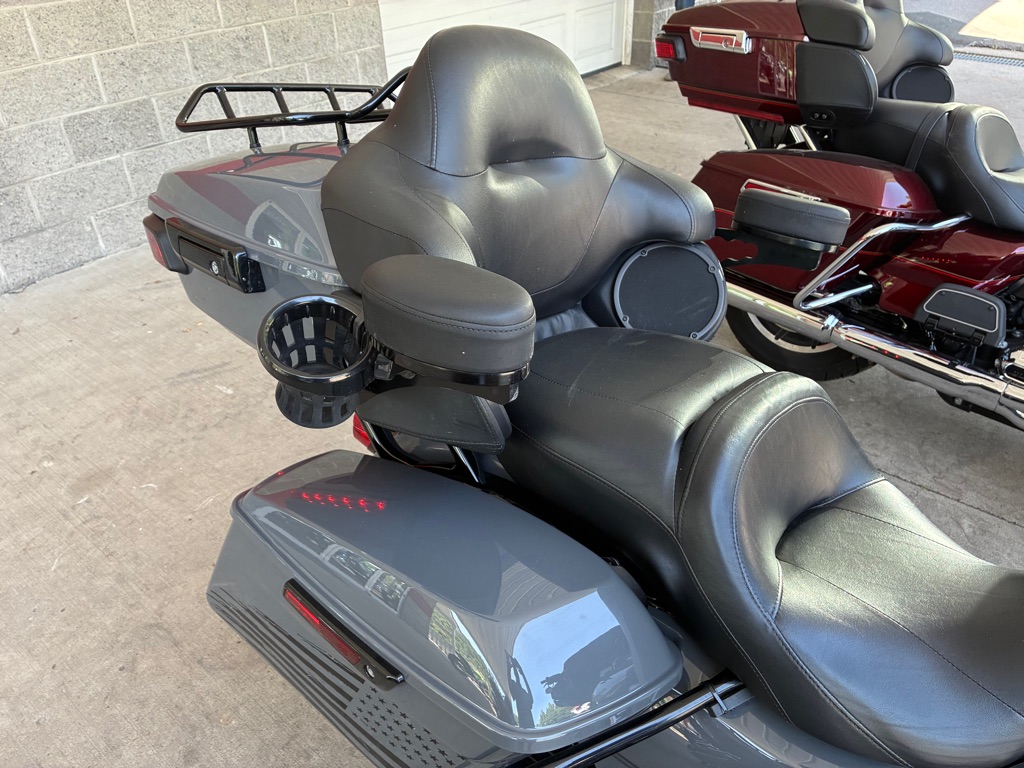 Photo 7 of this HARLEY DAVIDSON ULTRA LIMITED