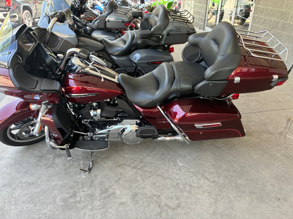 Photo 3 of this HARLEY DAVIDSON ROAD GLIDE