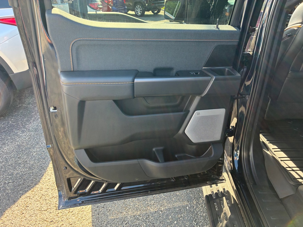 Photo 17 of this FORD F150