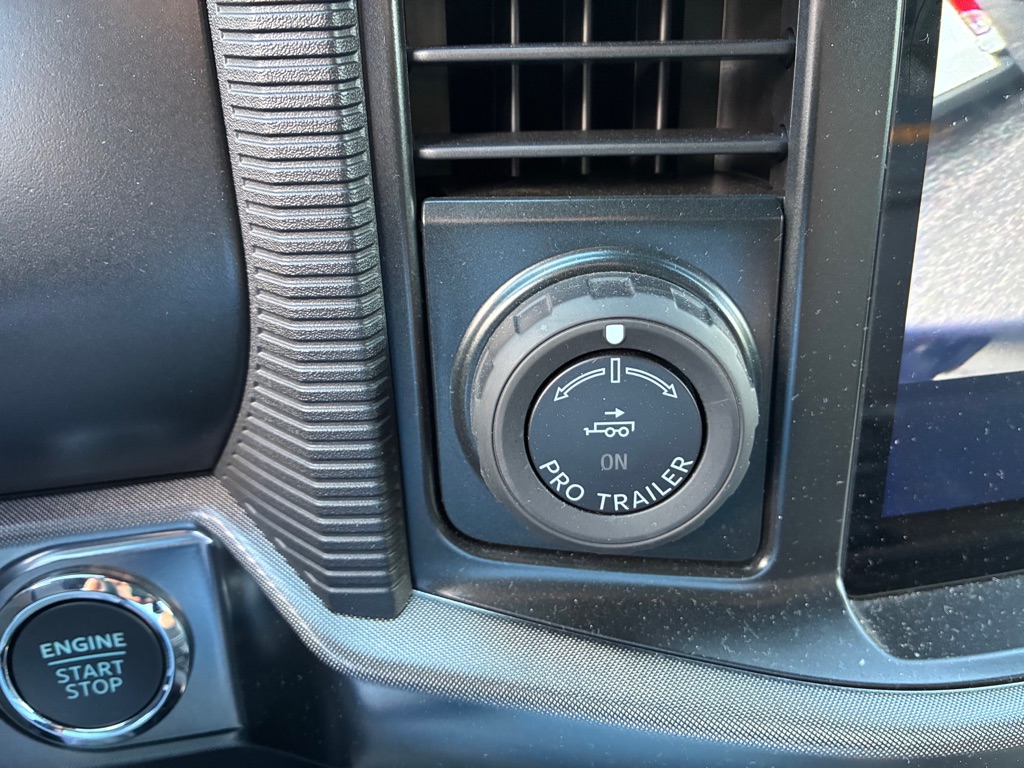 Photo 48 of this FORD F150