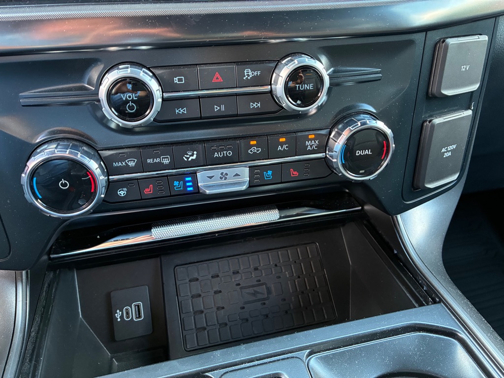 Photo 45 of this FORD F150