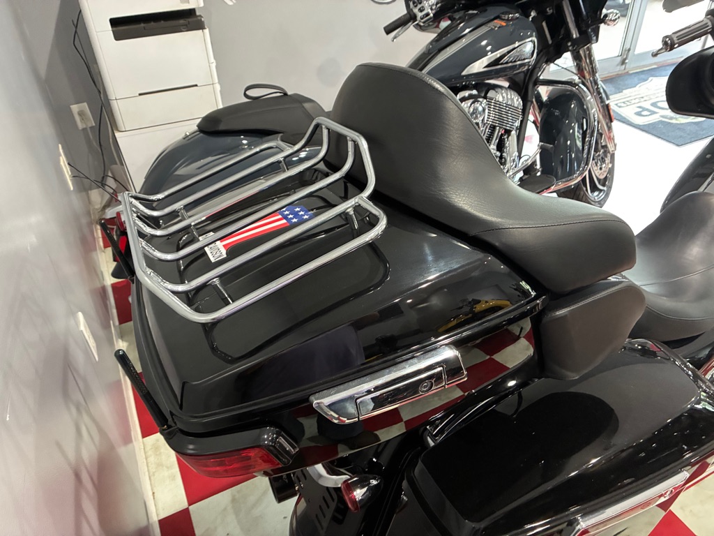Photo 7 of this HARLEY DAVIDSON STREET GLIDE