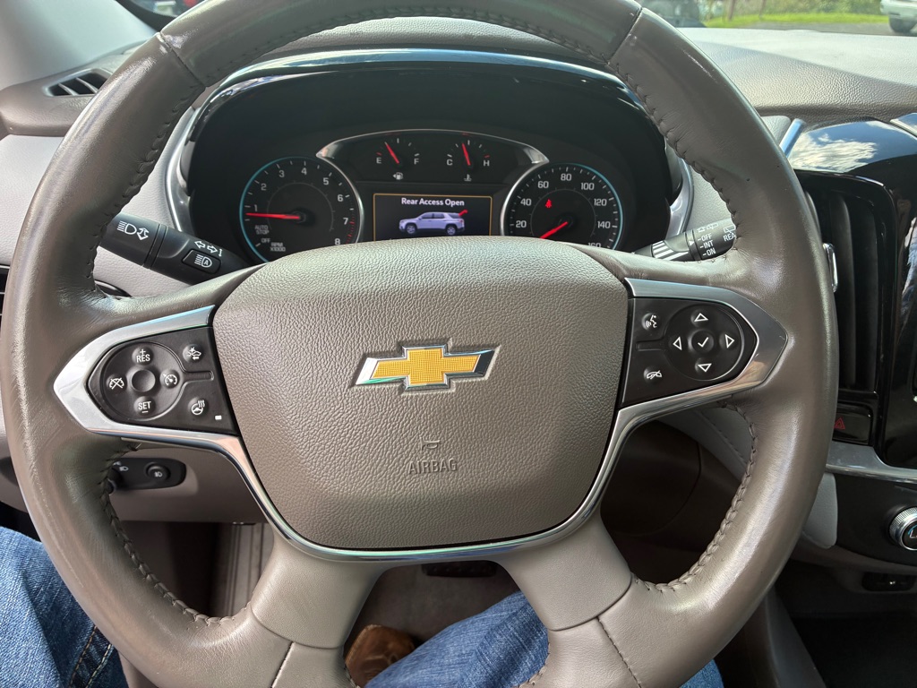 Photo 21 of this CHEVROLET TRAVERSE