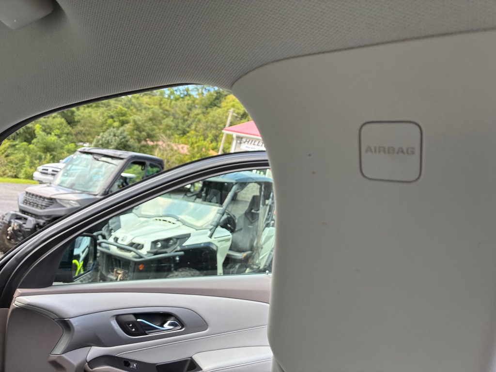 Photo 18 of this CHEVROLET TRAVERSE