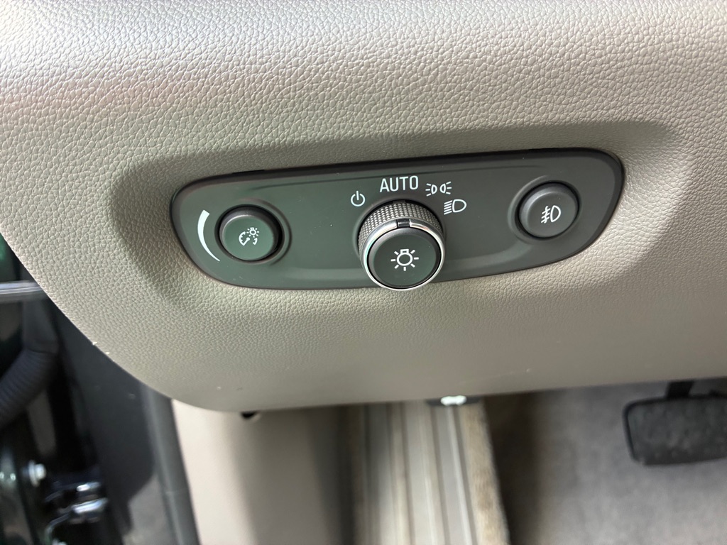 Photo 20 of this CHEVROLET TRAVERSE