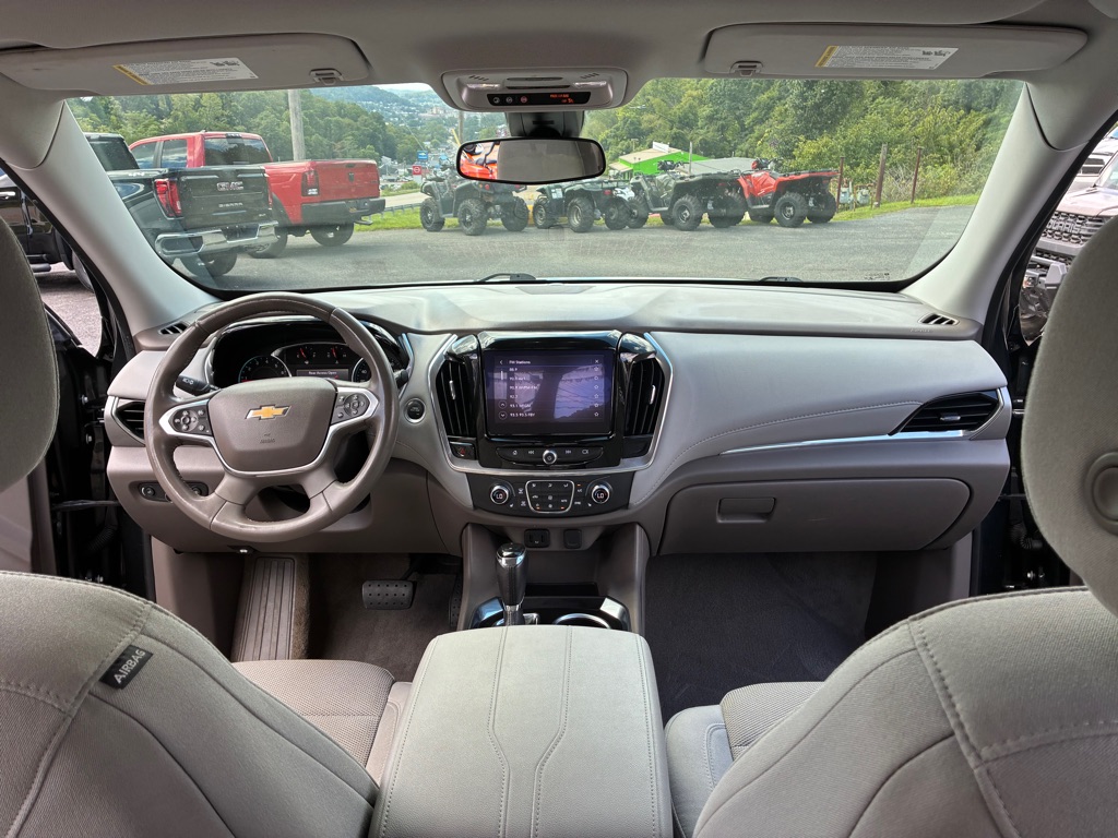 Photo 14 of this CHEVROLET TRAVERSE