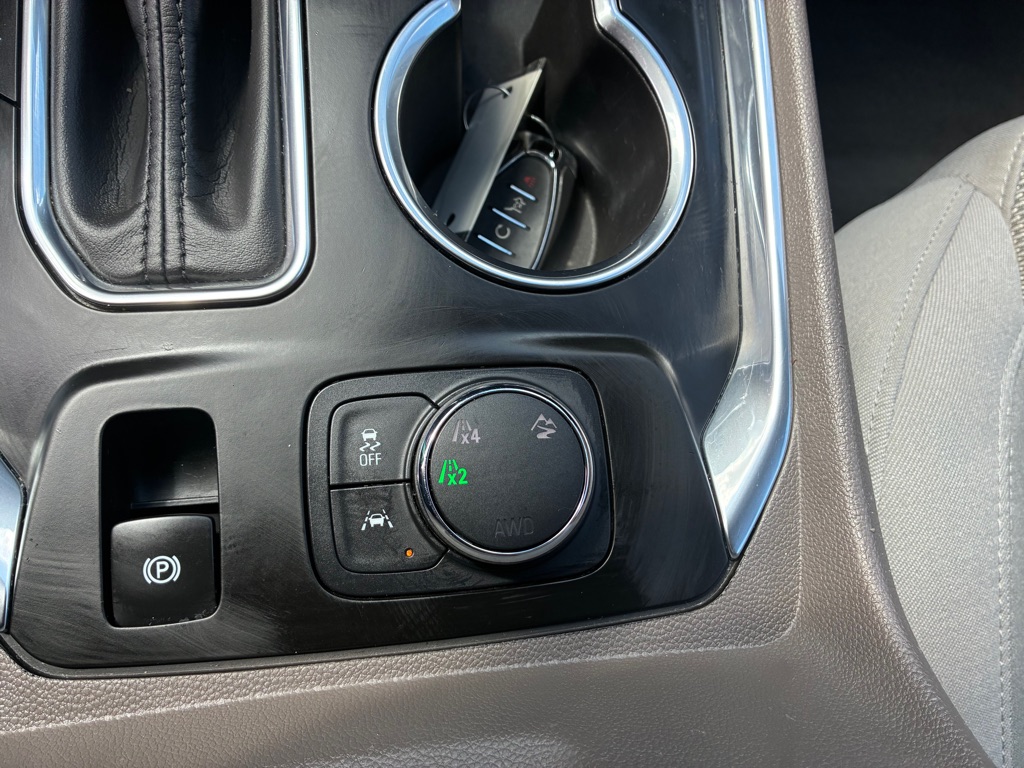 Photo 32 of this CHEVROLET TRAVERSE