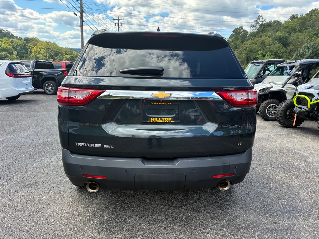 Photo 4 of this CHEVROLET TRAVERSE