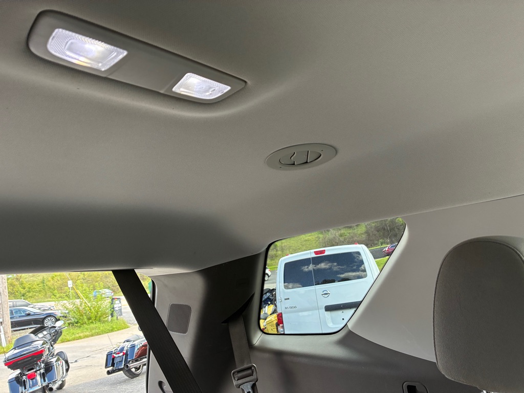 Photo 16 of this CHEVROLET TRAVERSE