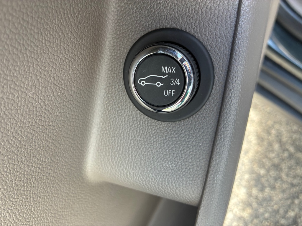 Photo 34 of this CHEVROLET TRAVERSE