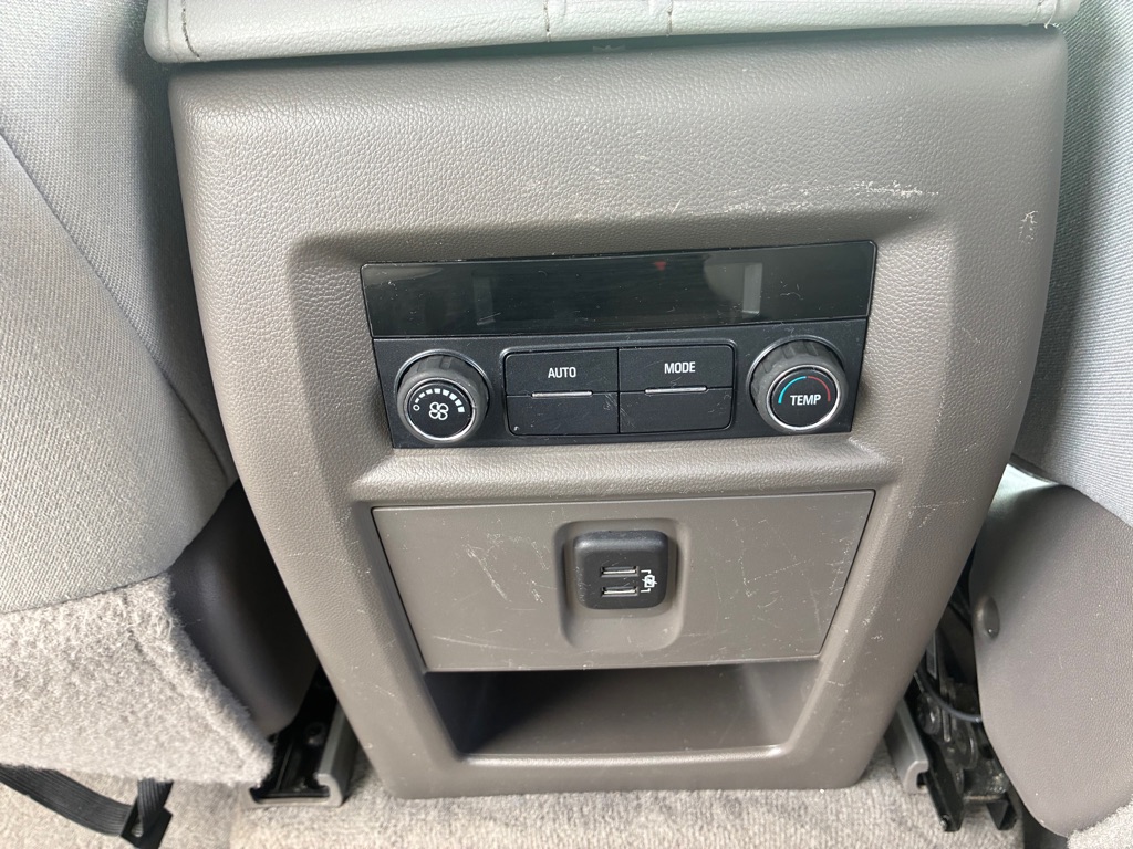 Photo 13 of this CHEVROLET TRAVERSE